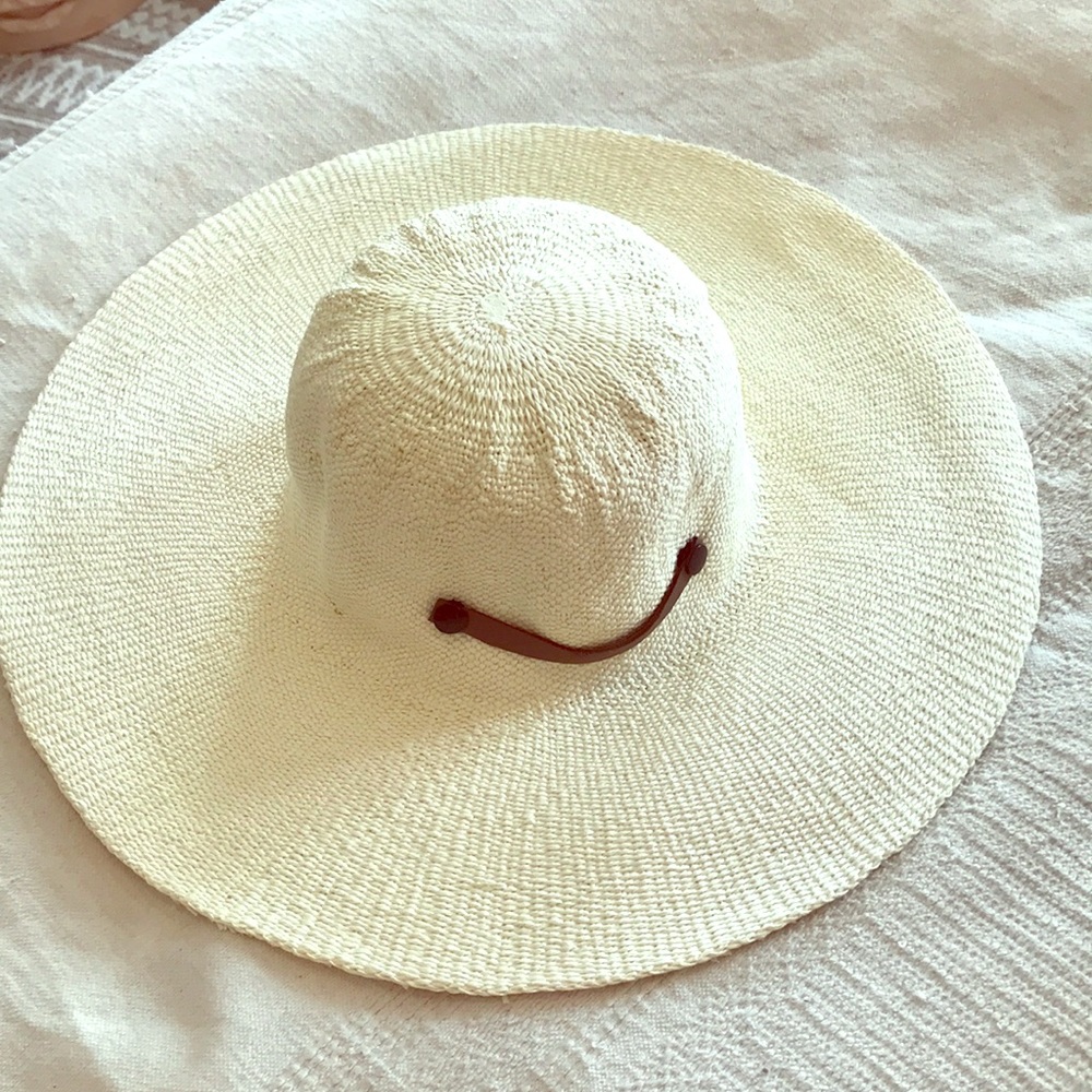 Beach hat